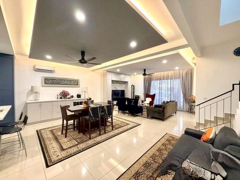Rumah Teres 2-Tingkat untuk Dijual di Cyberjaya (Selangor) - Afiqah zaidi - Living Room - PropertyGuru.com.my