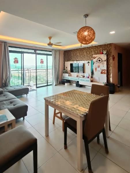 Service Residence for Sale at The Garden Residences - Daniel Yong - Living Room - PropertyGuru.com.my