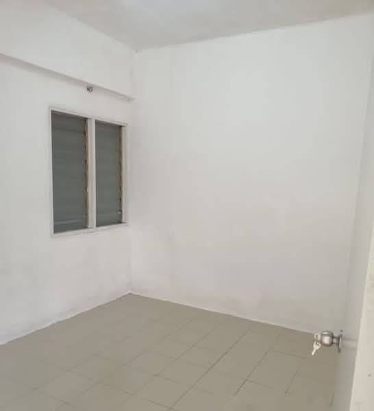 Apartment for Rent at Desa Idaman 2 Shop Apartment - Grey Ong - Interior - PropertyGuru.com.my
