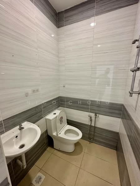 Rumah Teres 1 Tingkat untuk Dijual di Taman Megah Ria (Masai) - Nico Chong - Bathroom - PropertyGuru.com.my