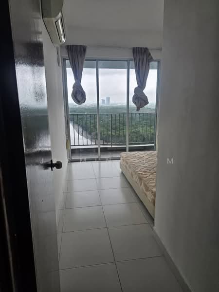 Pangsapuri untuk Disewa di Bayu Marina - Jasmine Lim - Bedroom - PropertyGuru.com.my