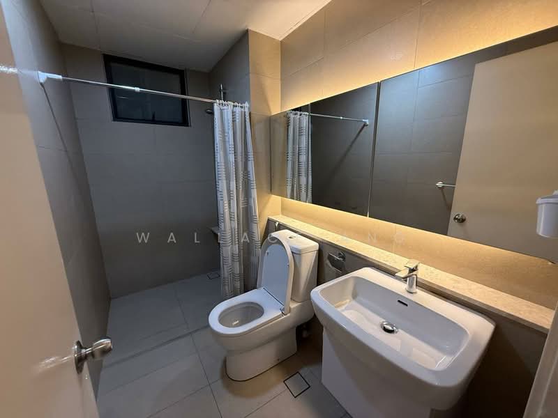 Condominium for Rent at The WaterEdge (Pinggiran Air) - Wallace Ang - Bathroom - PropertyGuru.com.my