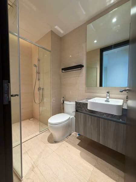 Servis Apartment untuk Dijual di Marriott Residence @ Gurney - Jack Law - Bathroom - PropertyGuru.com.my