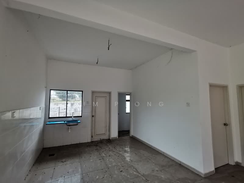 Rumah Teres 2 Tingkat untuk Dijual di Ayer Keroh (Melaka) - Tim Piong - Kitchen - PropertyGuru.com.my