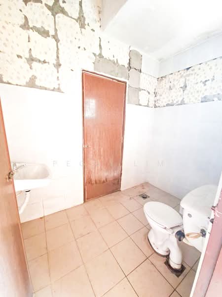 Rumah Teres 2 Tingkat untuk Dijual di Kuala Lumpur (Kuala Lumpur) - Peggy Lim - Bathroom - PropertyGuru.com.my