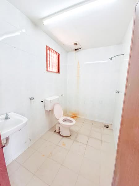 Rumah Teres 2 Tingkat untuk Dijual di Kuala Lumpur (Kuala Lumpur) - Peggy Lim - Bathroom - PropertyGuru.com.my