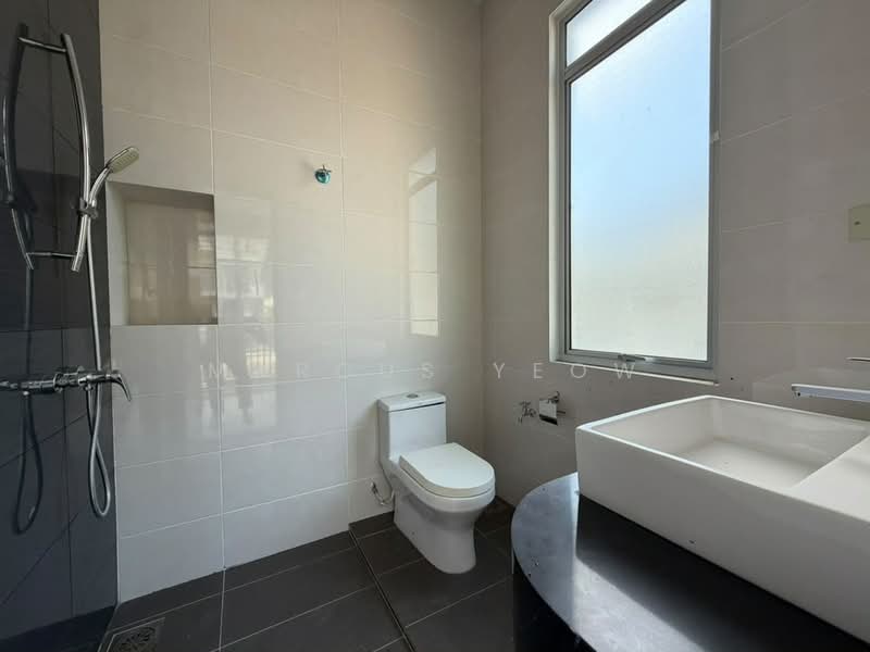 Semi-Detached House for Sale in Bukit Kepayang (Negeri Sembilan) - Marcus Yeow - Bathroom - PropertyGuru.com.my