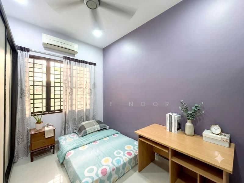 Rumah Berkembar untuk Dijual di Bandar Nusaputra (Puchong) - Fazie Noor - Bedroom - PropertyGuru.com.my