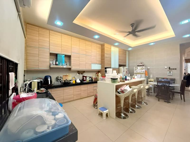 Rumah Berkembar untuk Dijual di Bandar Nusaputra (Puchong) - Fazie Noor - Kitchen - PropertyGuru.com.my
