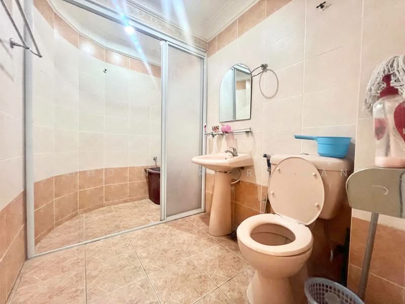 2-storey Terraced House for Sale in Seksyen 1 Bandar Baru Bangi (Bandar Baru Bangi) - Mohd Nazri Roslan - PropertyGuru.com.my