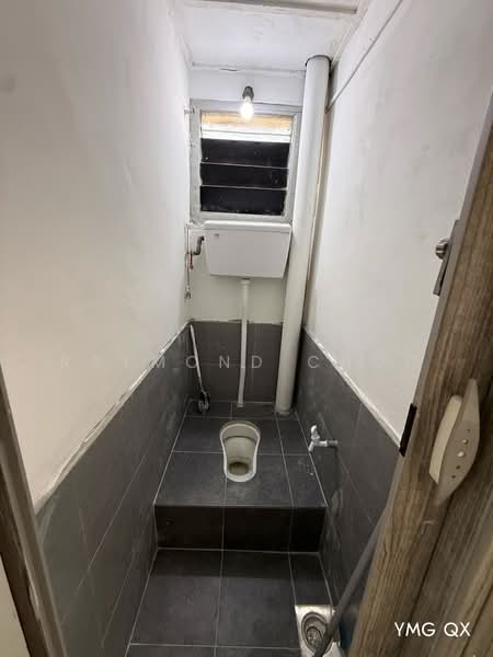 1-storey Terraced House for Sale in Taman Pendamar Indah (Klang) - Raymond Choo - Bathroom - PropertyGuru.com.my