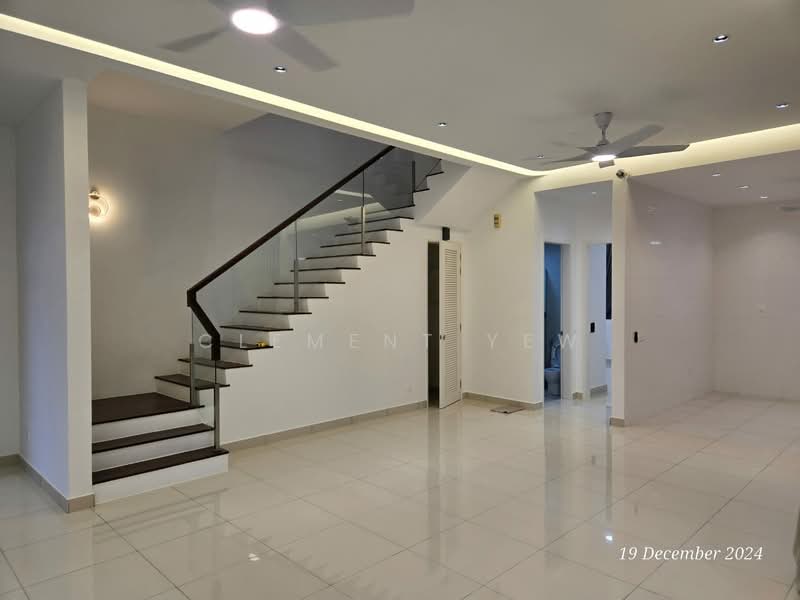 Rumah Berkembar untuk Disewa di Setia Alam (Selangor) - Clement Yew - Living Room - PropertyGuru.com.my