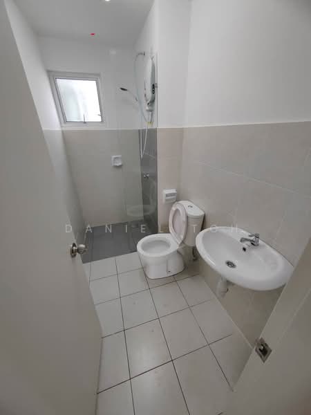 Service Residence for Rent at Alanis Residence - Daniel Toh - PropertyGuru.com.my