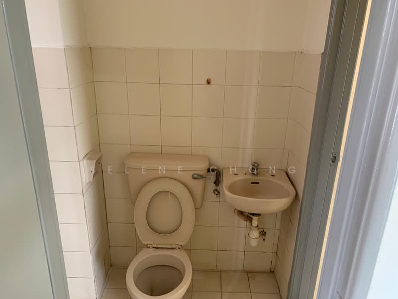 Kondominium untuk Dijual di Forest Green - Selene Chong - Bathroom - PropertyGuru.com.my