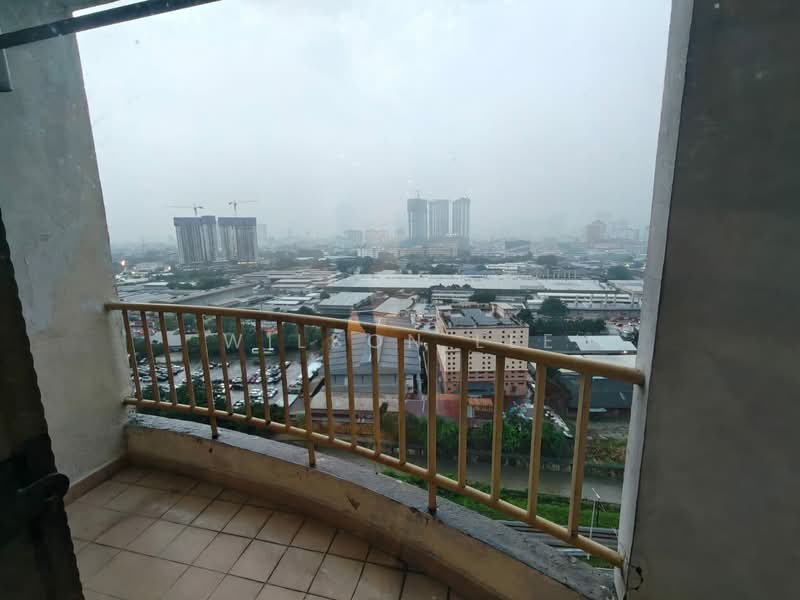 Kondominium untuk Disewa di Sri Putramas - Wilson Lee - Balcony - PropertyGuru.com.my