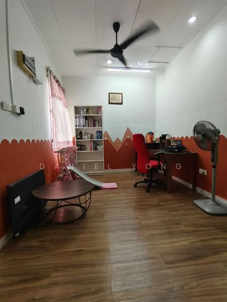 Rumah Teres 2 Tingkat untuk Dijual di Bandar Putra (Kulai) - Daniel Yong - Study - PropertyGuru.com.my