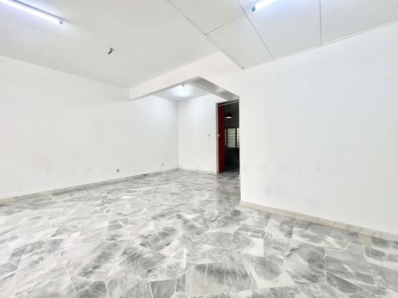 Rumah Teres 2 Tingkat untuk Dijual di Seksyen 7 (Shah Alam) - Mohd Nazri Roslan - PropertyGuru.com.my