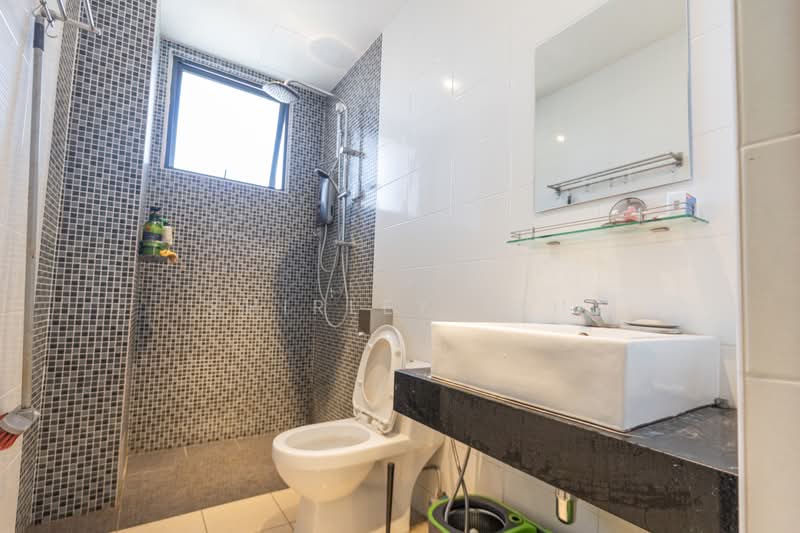 Kondominium untuk Disewa di Casa Residence - Shirley Teh - Bathroom - PropertyGuru.com.my
