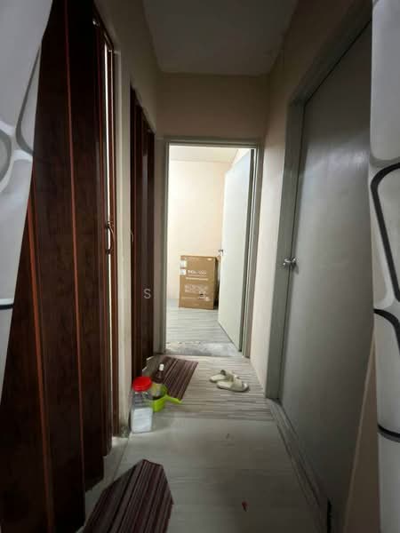 Rumah Flat untuk Dijual di Sanctuary Court - Aswad . - Corridor - PropertyGuru.com.my