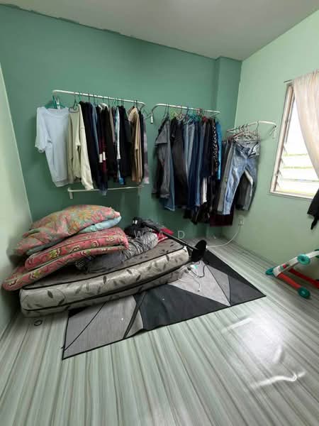 Rumah Flat untuk Dijual di Sanctuary Court - Aswad . - Bedroom - PropertyGuru.com.my