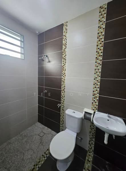 Rumah Teres 2 Tingkat untuk Dijual di Taman Klebang Ria (Chemor) - Tee Pony - PropertyGuru.com.my