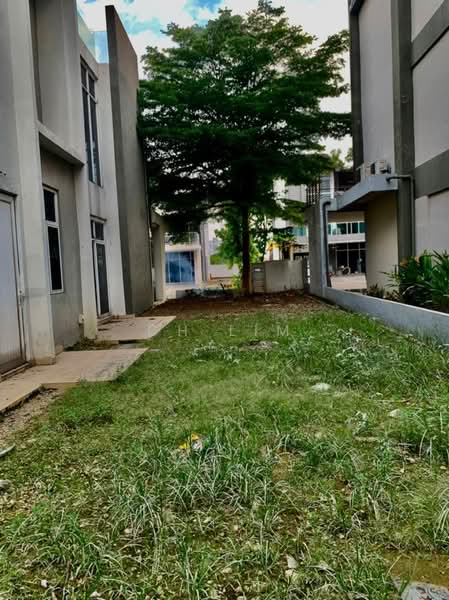 Bungalow for Sale in Taman Bukit Kemuning (Shah Alam) - CH LIM - PropertyGuru.com.my