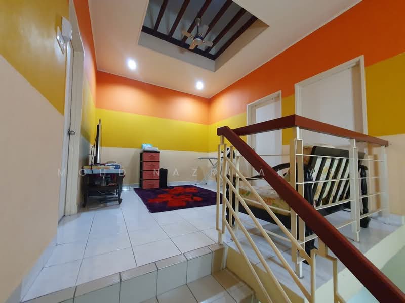 Rumah Teres 2-Tingkat untuk Dijual di Taman Bukit Subang (Shah Alam) - Mohd Nazri Alias - PropertyGuru.com.my