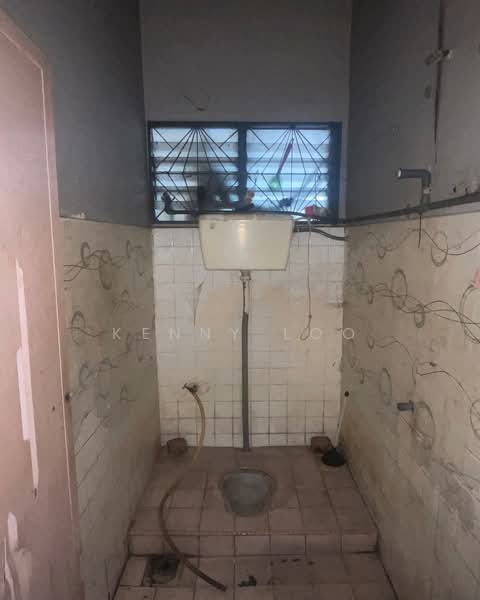 2-storey Terraced House for Sale in Kuantan (Pahang) - Kenny Loo - Bathroom - PropertyGuru.com.my