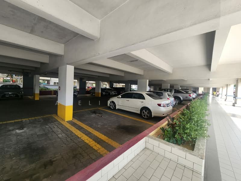 Retail Office for Sale in Pusat Bandaraya (Kuala Lumpur) - Adeline Khaw - Car Park - PropertyGuru.com.my