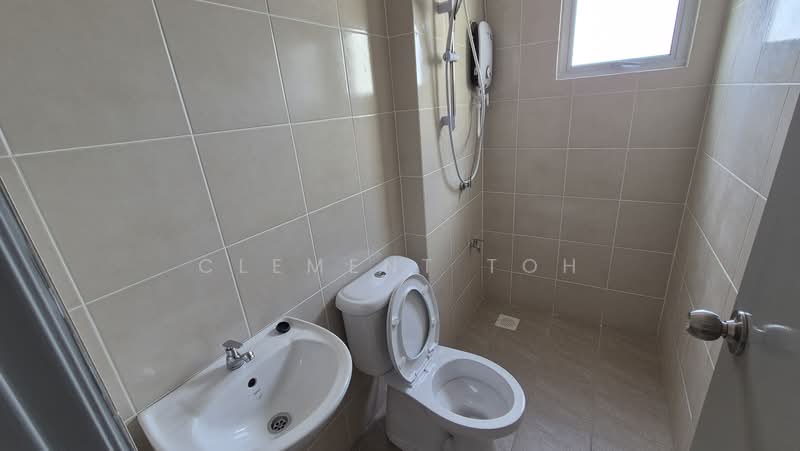 Apartment for Rent at SP Lodge Sri Pertiwi - Clement Toh - Bathroom - PropertyGuru.com.my