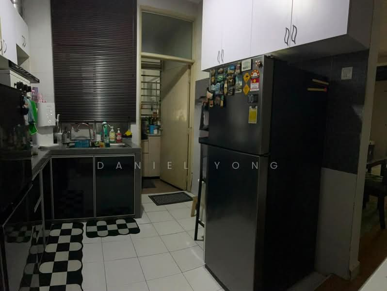 Pangsapuri untuk Dijual di M'tiara - Daniel Yong - Kitchen - PropertyGuru.com.my