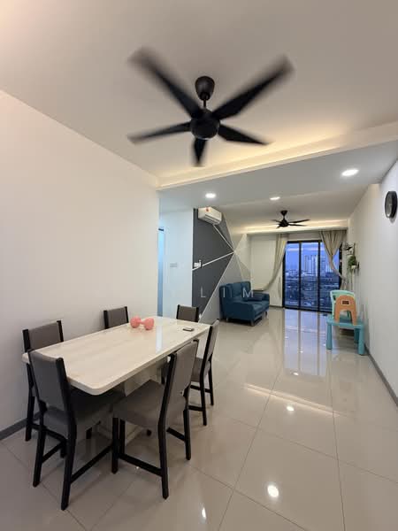 Service Residence for Rent at United Point (Residensi Berpadu) - ChaoLim . - Living Room - PropertyGuru.com.my