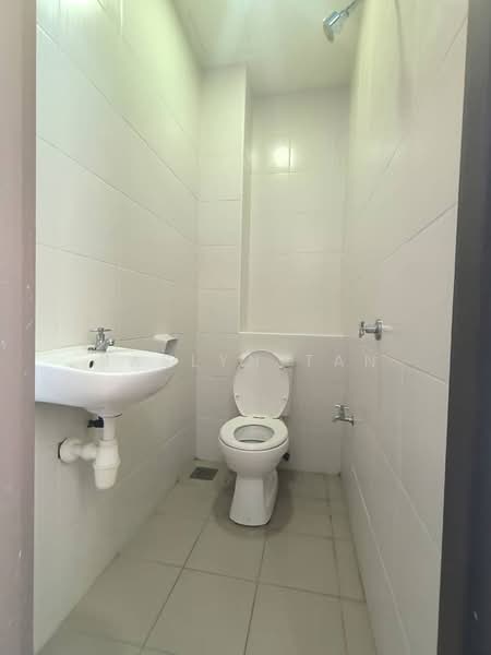 Apartment for Rent at Seri Austin Residence (Pangsapuri Seri Austin) - Jaslyn Tan - Bathroom - PropertyGuru.com.my
