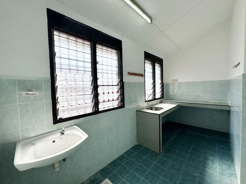 1-storey Terraced House for Sale in Kampar (Perak) - Kevin Chai - Kitchen - PropertyGuru.com.my