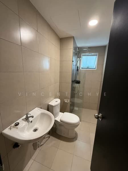 Pangsapuri untuk Disewa di Residensi Riamas - Vincent Chye - Bathroom - PropertyGuru.com.my