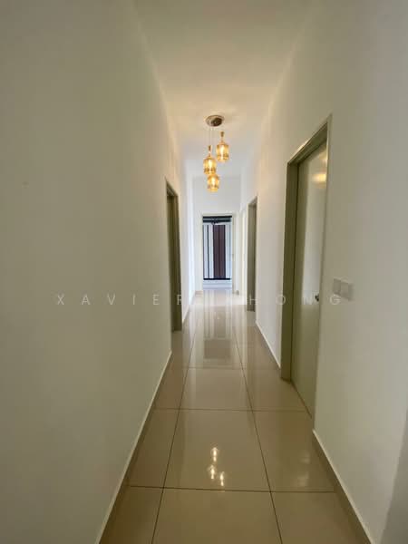 Kondominium untuk Disewa di Topaz Residence - Xavier Chong - Corridor - PropertyGuru.com.my