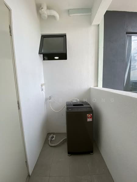 Kondominium untuk Disewa di Topaz Residence - Xavier Chong - Balcony - PropertyGuru.com.my