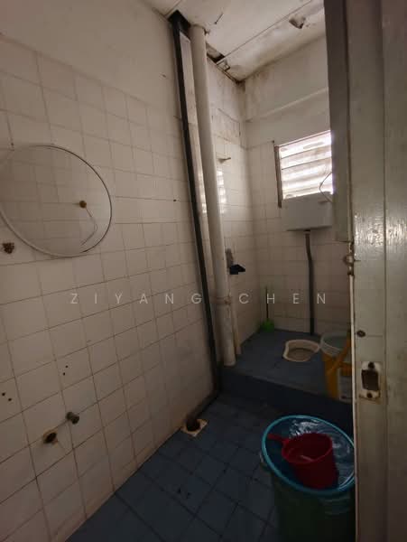 Shop / Office for Rent in Bandar Pinggiran Subang (Shah Alam) - Ziyang Chen - Bathroom - PropertyGuru.com.my