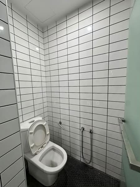 Service Residence for Rent at Flexus Signature - Jay Yong - Bathroom - PropertyGuru.com.my