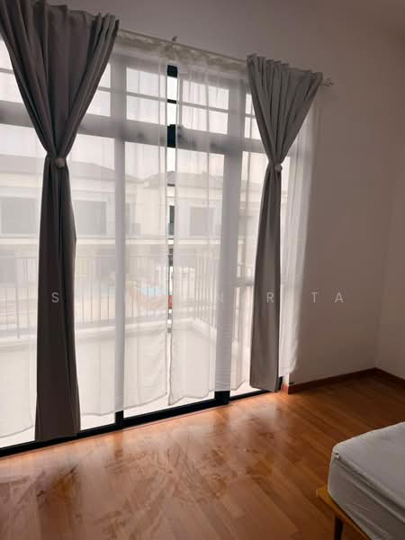 Rumah Kluster untuk Disewa di Eco Botanic (Iskandar Puteri (Nusajaya)) - Stella Narita - Balcony - PropertyGuru.com.my