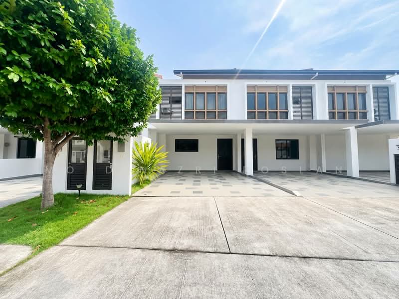 Rumah Teres 2 Tingkat untuk Dijual di Kota Warisan (Sepang) - Mohd Nazri Roslan - PropertyGuru.com.my