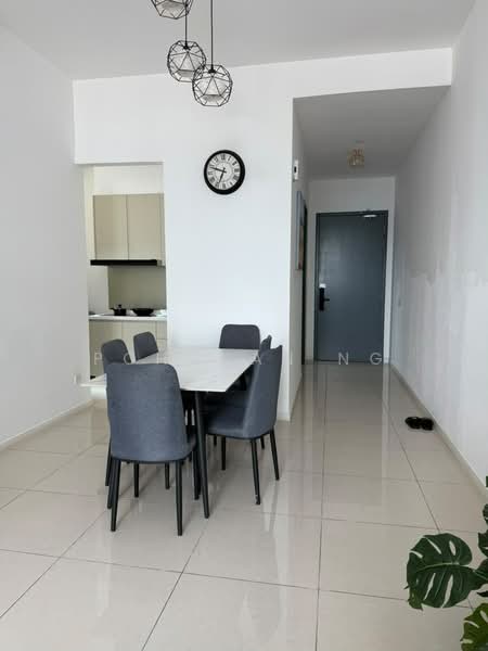 Service Residence for Sale at Paradigm Residence - Pohguan Ng - Dining Room - PropertyGuru.com.my