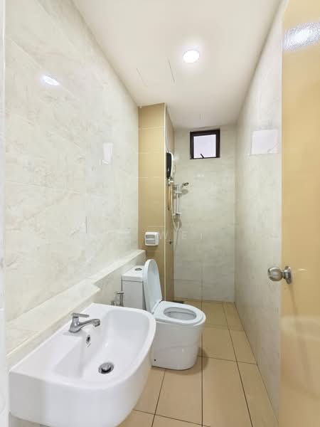 Service Residence for Rent at D'Summit Residences - Li Wei - PropertyGuru.com.my