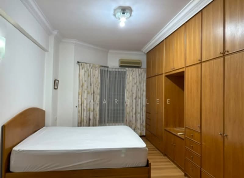 Kondominium untuk Disewa di Gold Coast Resort Condominium - Edward Lee - Bedroom - PropertyGuru.com.my