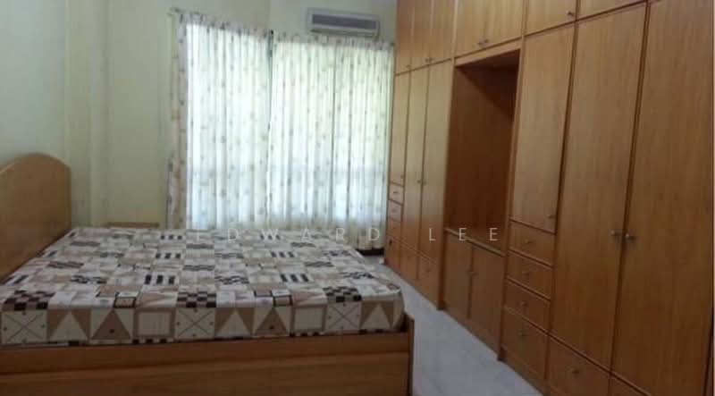 Kondominium untuk Disewa di Gold Coast Resort Condominium - Edward Lee - Bedroom - PropertyGuru.com.my