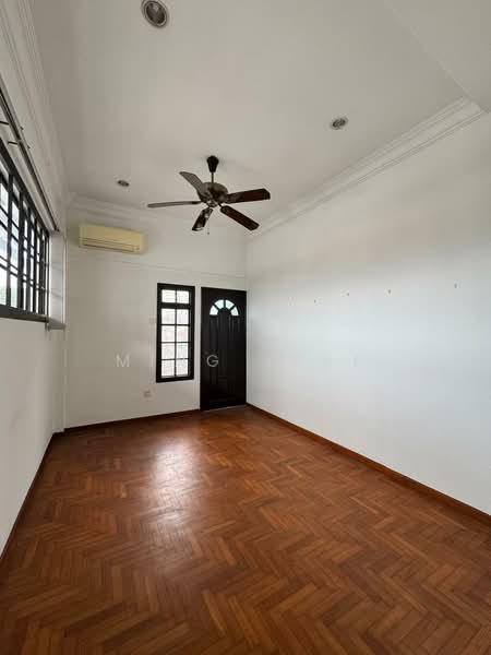 Banglo Komersial untuk Disewa di Bukit Kesenangan (Johor Bahru) - Ming Yeap - Living Room - PropertyGuru.com.my