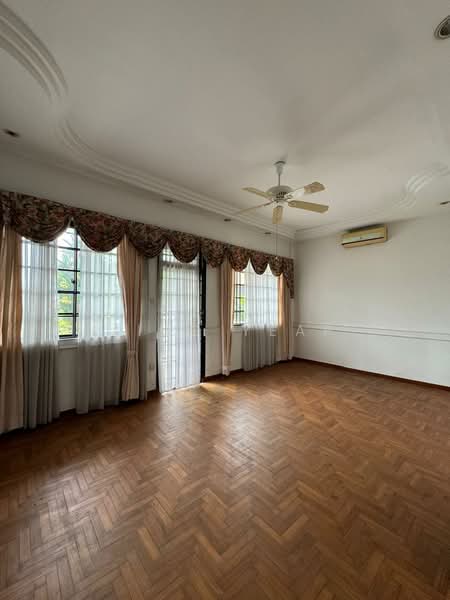 Banglo Komersial untuk Disewa di Bukit Kesenangan (Johor Bahru) - Ming Yeap - Living Room - PropertyGuru.com.my