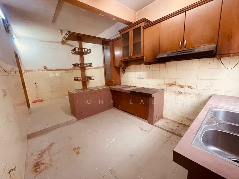 Rumah Teres 2 Tingkat untuk Dijual di Taman Tun Teja (Rawang) - Tony Lau - Kitchen - PropertyGuru.com.my