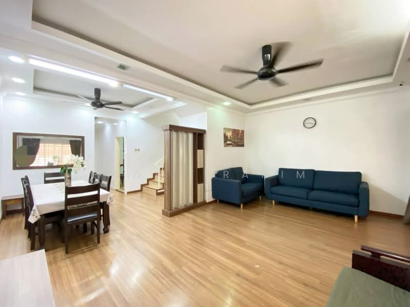 Rumah Teres 2 Tingkat untuk Disewa di Bandar Baru Bangi (Selangor) - Hawa Ibrahim - Living Room - PropertyGuru.com.my