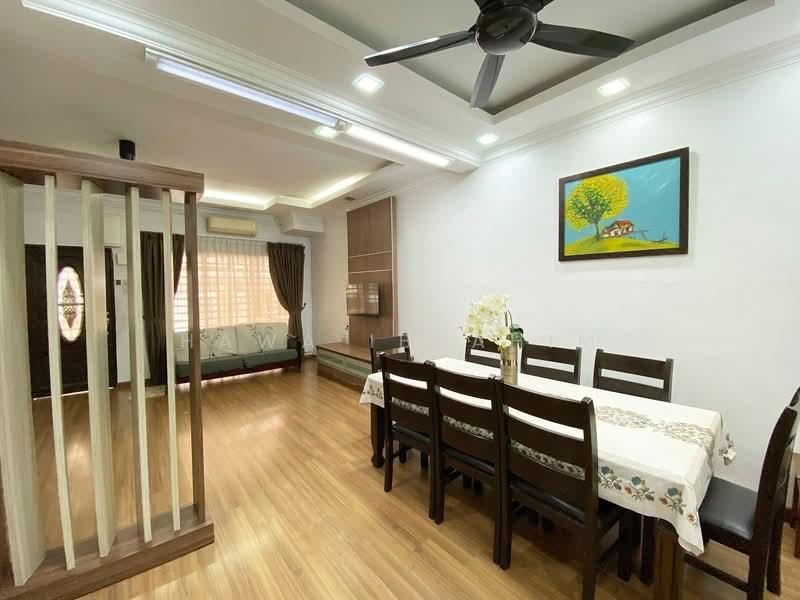Rumah Teres 2 Tingkat untuk Disewa di Bandar Baru Bangi (Selangor) - Hawa Ibrahim - Living Room - PropertyGuru.com.my